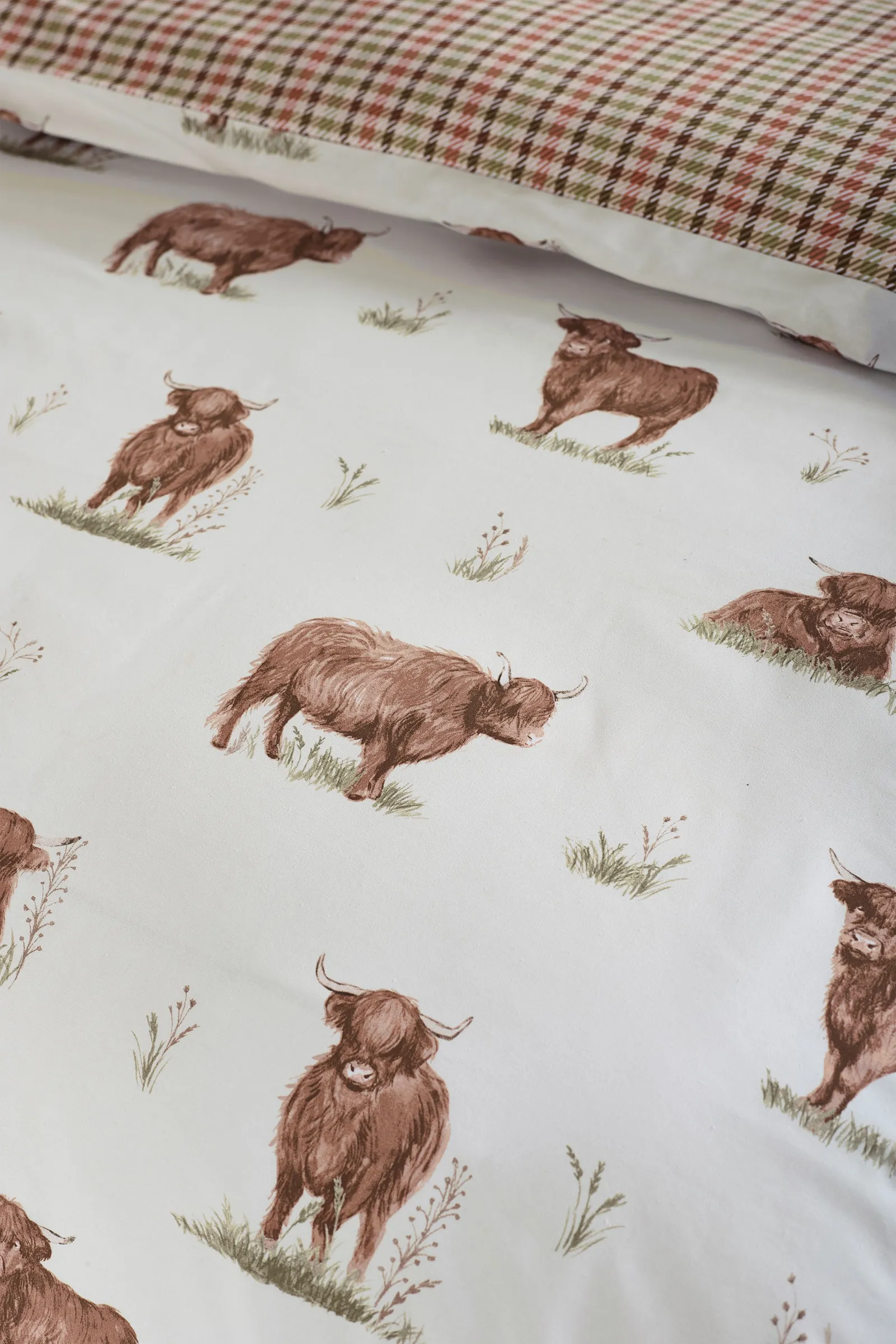 Catherine Lansfield 'Angus Highland Cow' Reversible Duvet Cover Set in Natural 4