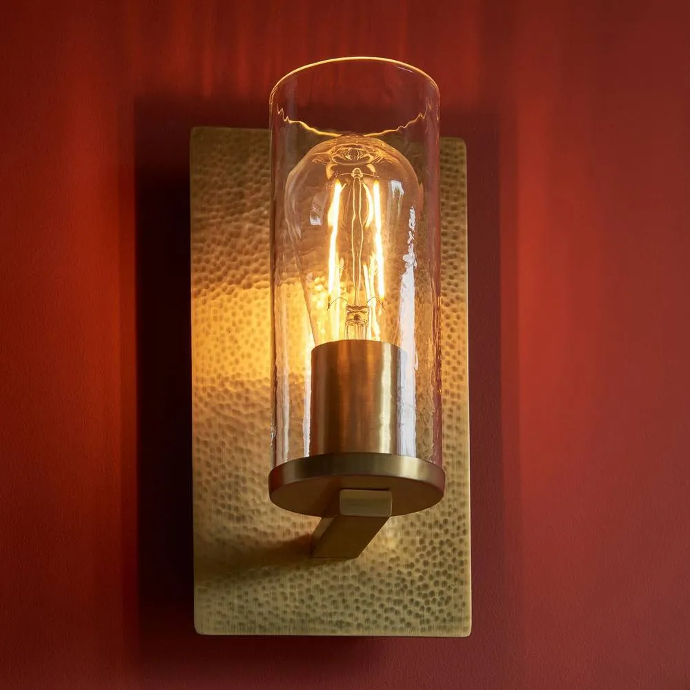 Netlighting Palermo Wall Lamp Hammered Brass Plate Textured Clear Glass in Metallic Gold 5