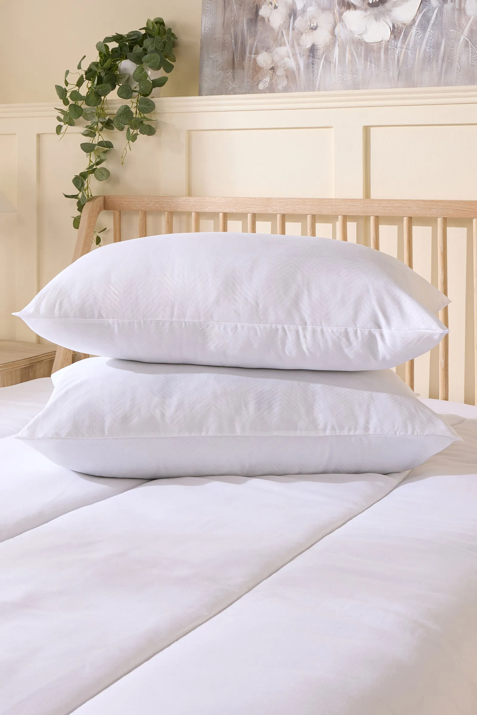 Slumberdown 4 Pack Super Support Firm Support Pillows in White 2