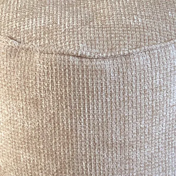 Daro Waffle Round Pouffe 2