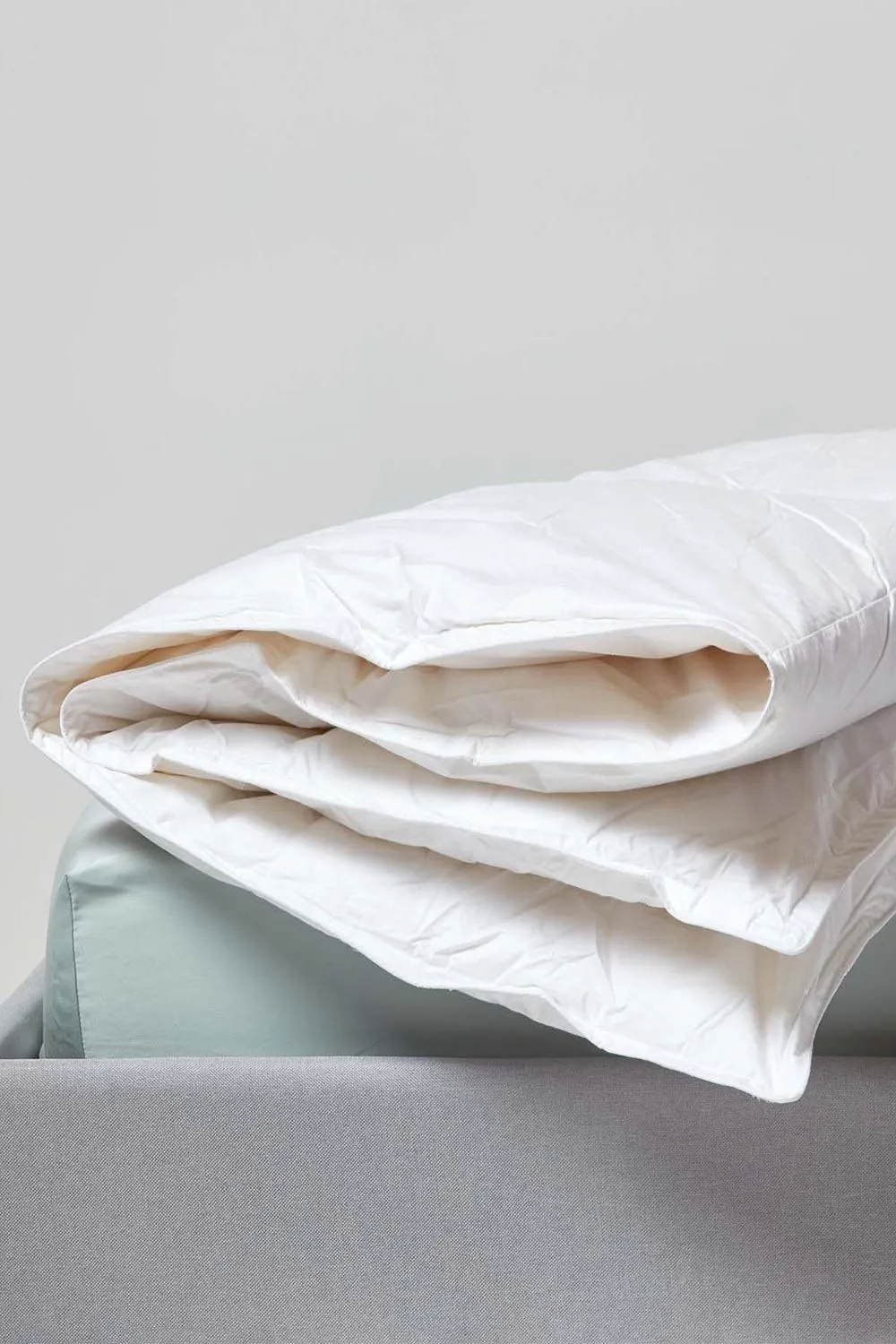 Homescapes Luxury White Duck Down 10.5 Tog Autumn Duvet 2