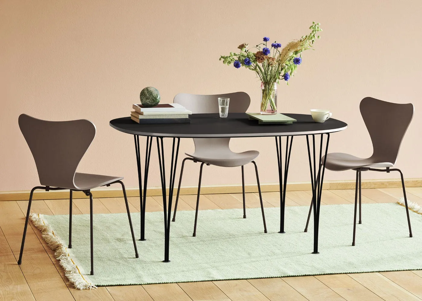 Fritz Hansen Series 7 Chair Coloured Ash Olive Green Chrome Legs 3