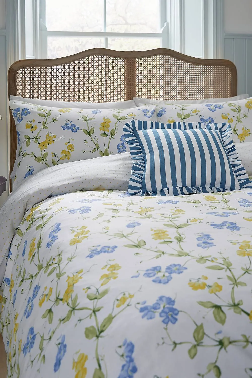 Helena Springfield 'Sweetpea' Cotton Duvet Cover Set in White 2
