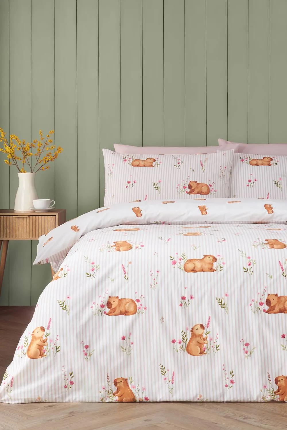 Catherine Lansfield 'Happy Capybara' Reversible Duvet Cover Set in Natural