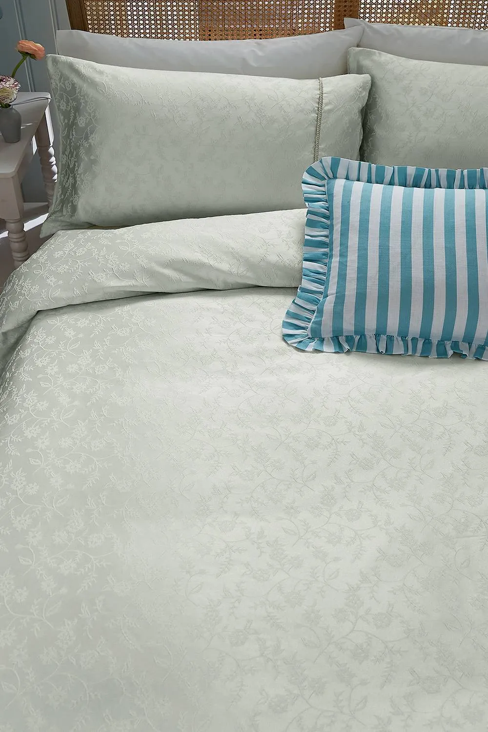 Helena Springfield 'Floral Trail' Jacquard Duvet Cover Set in Ivory 4