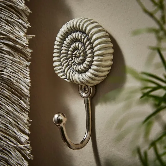 Ammonite Curtain Hook 2