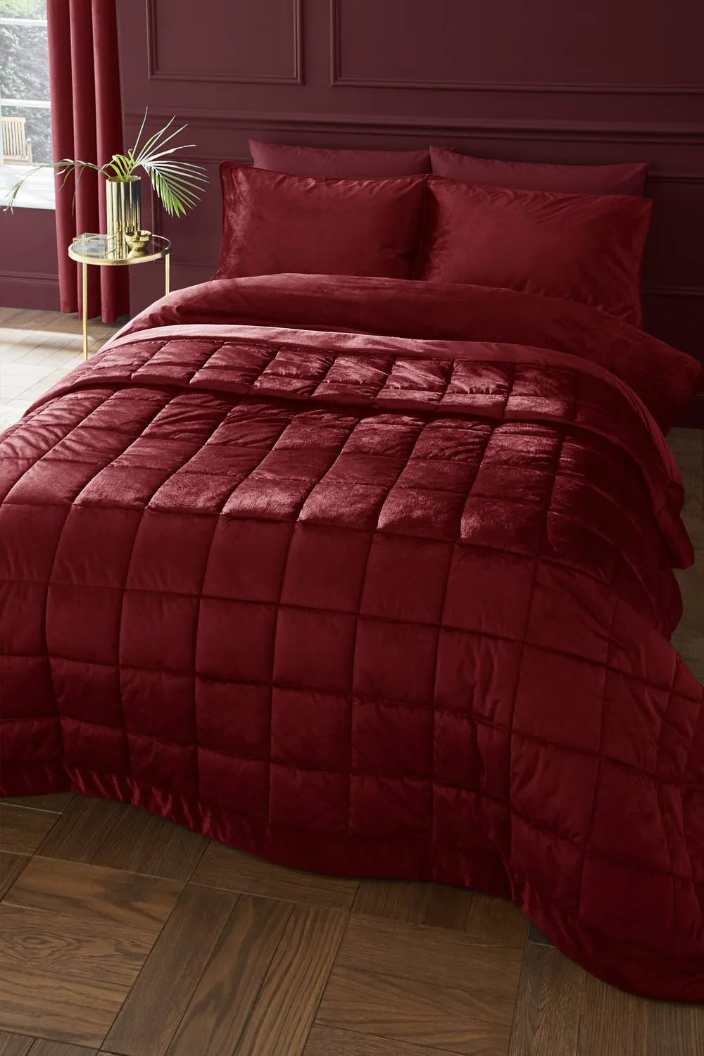 Catherine Lansfield 'Kingsley Matt Velvet' Quilted Bedspread in Burgundy 1