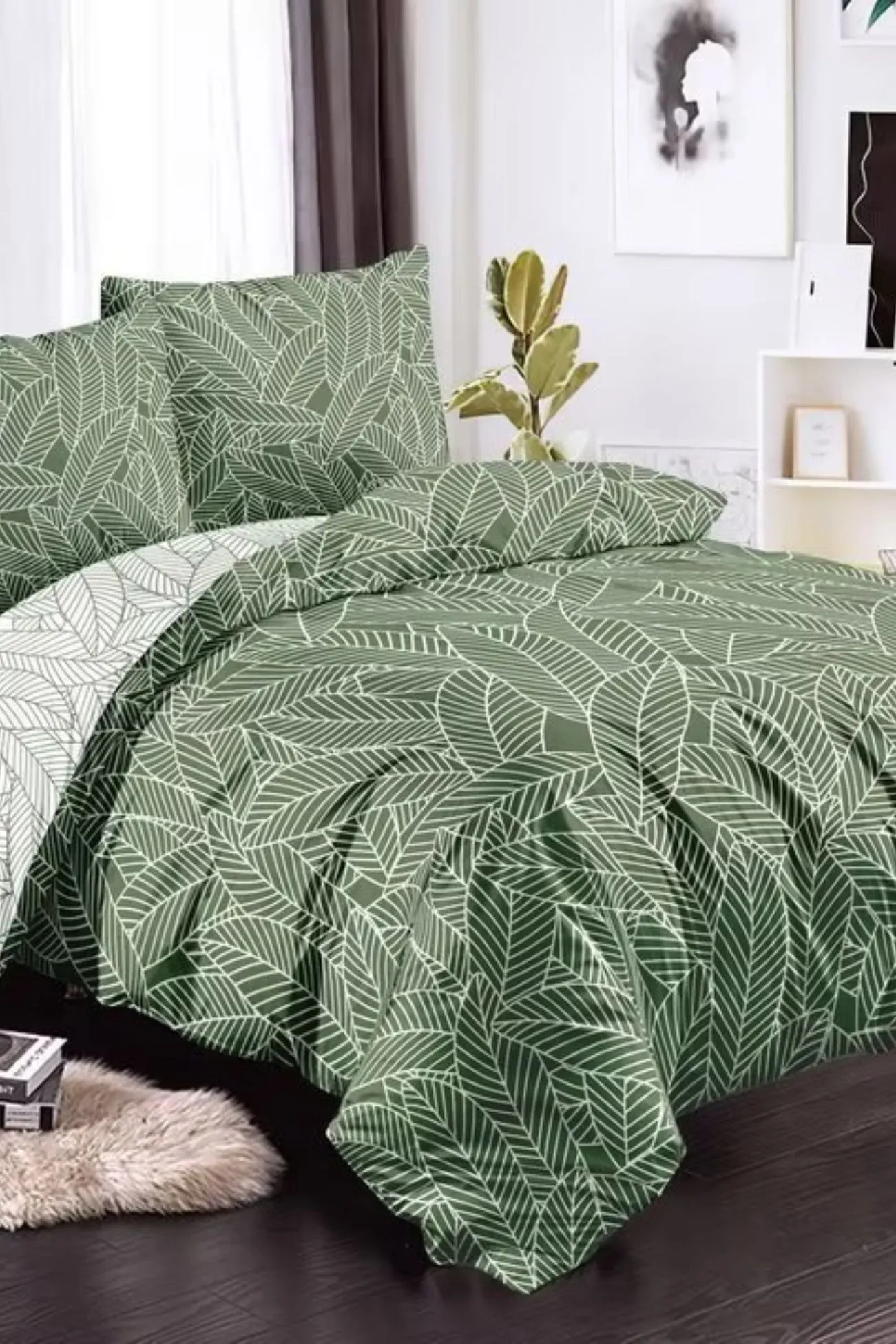 Ezysleep Leaf Print Printed Duvet Cover Set in Green 2