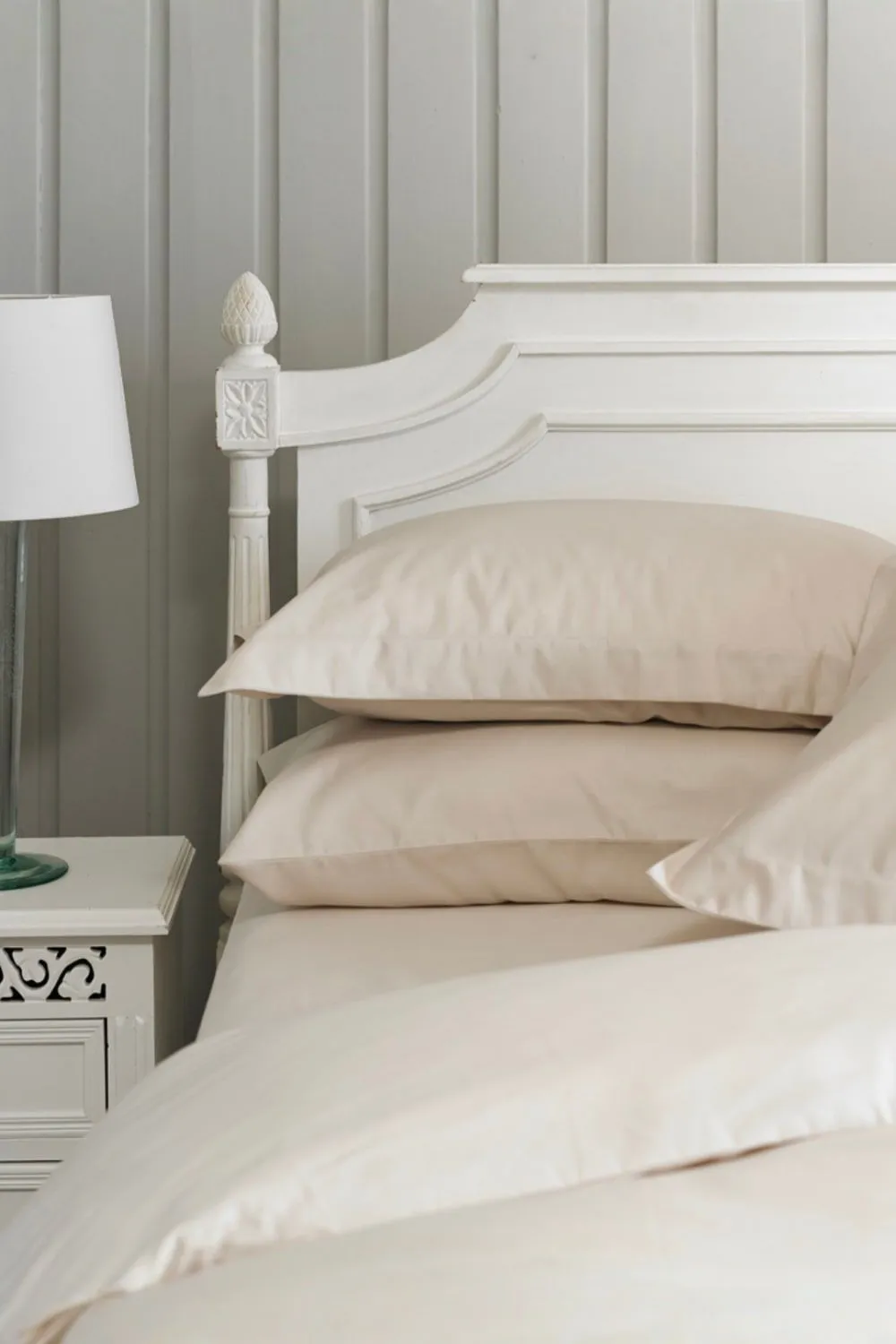 The Lyndon Company Luxury 800 Thread Count 100% Cotton Duvet Cover Bedding Set Hotel Quality in White 2