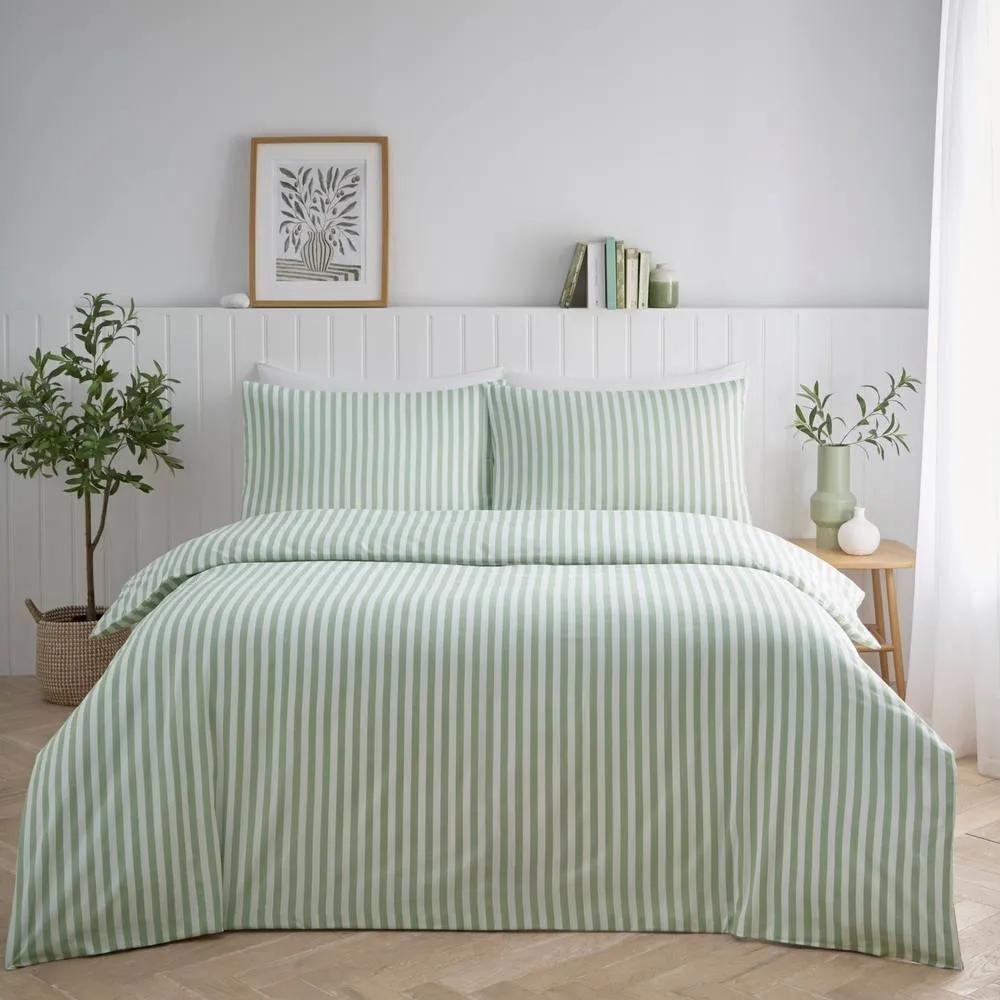 HomeSpace Direct Pencil Stripe Duvet Cover Set in Light Green