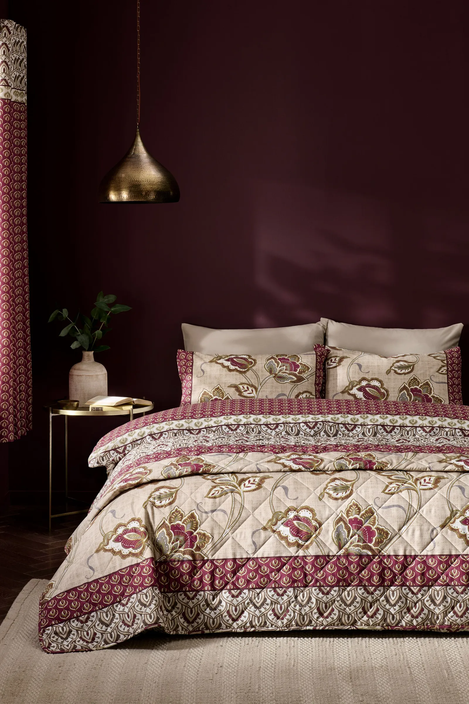 Catherine Lansfield Kashmir Paisley Duvet Set in Nude