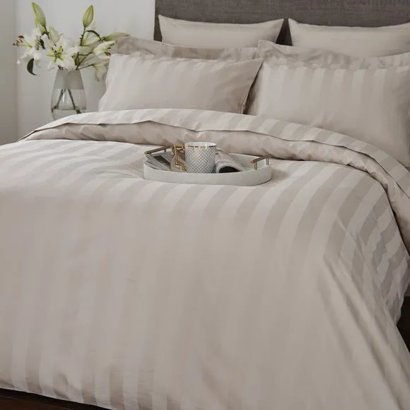 Hotel Stripe 230 Thread Count 100% Cotton Duvet Cover 2