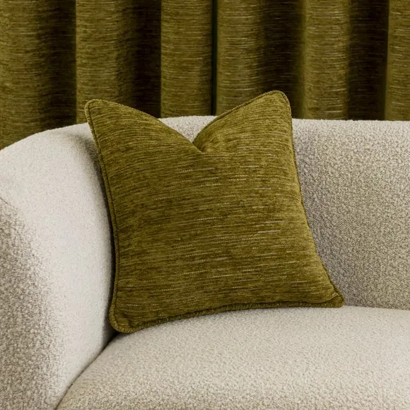 Hemmingway Chenille Cushion 1