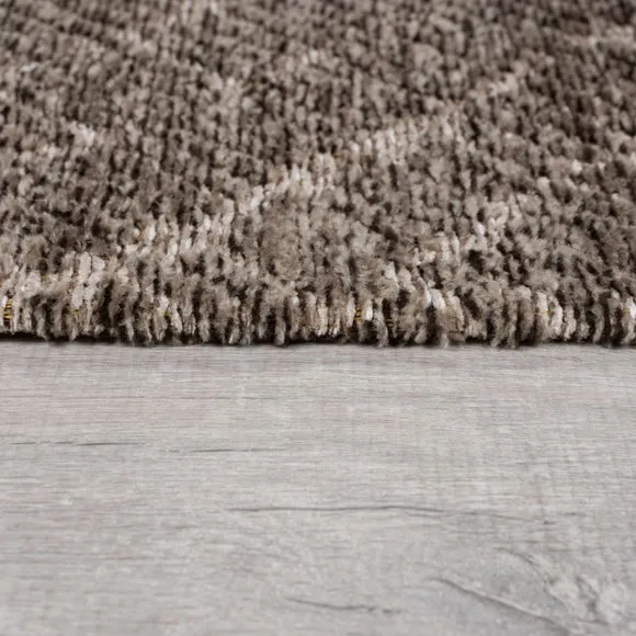 Maddox Geometric Chenille Rug 4