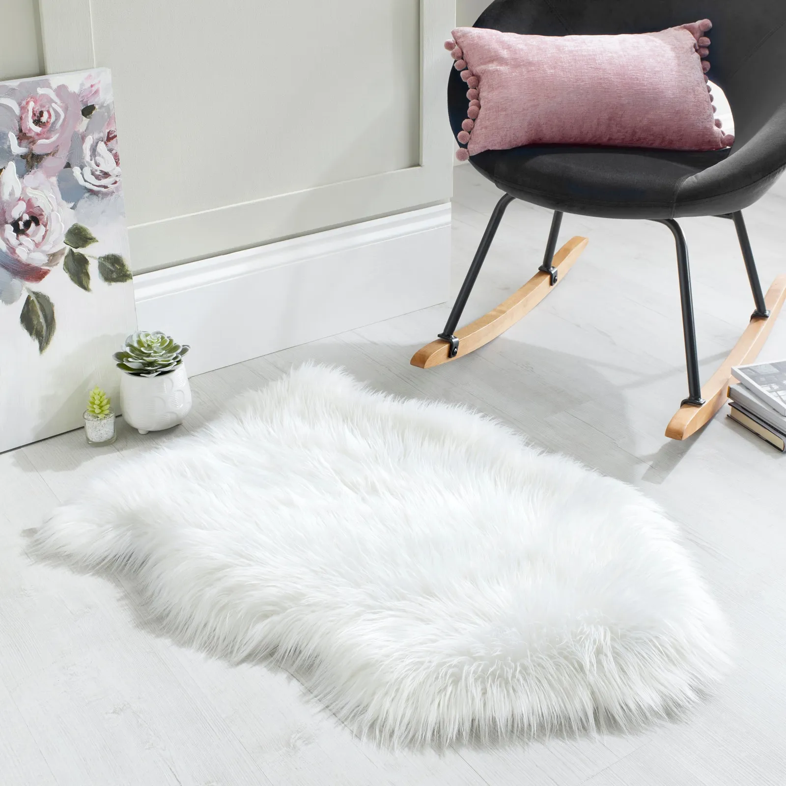 Single Pelt Faux Sheepskin Rug Cream