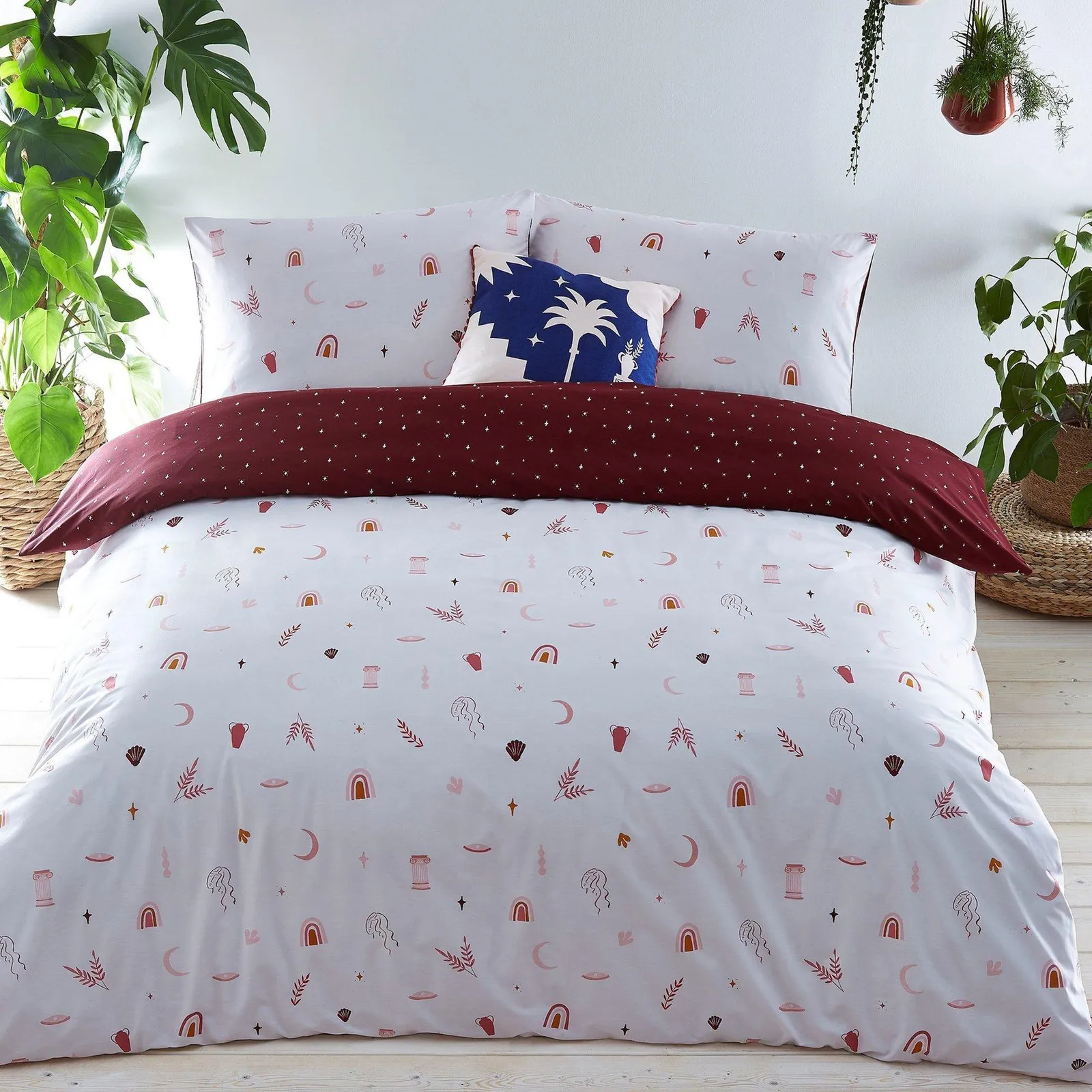 Goddess Reversible Double Duvet Set
