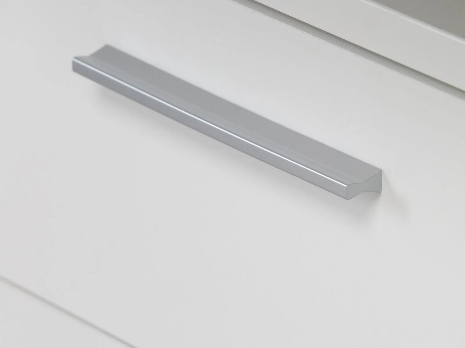 Flair Power Z Gaming Desk in White 5