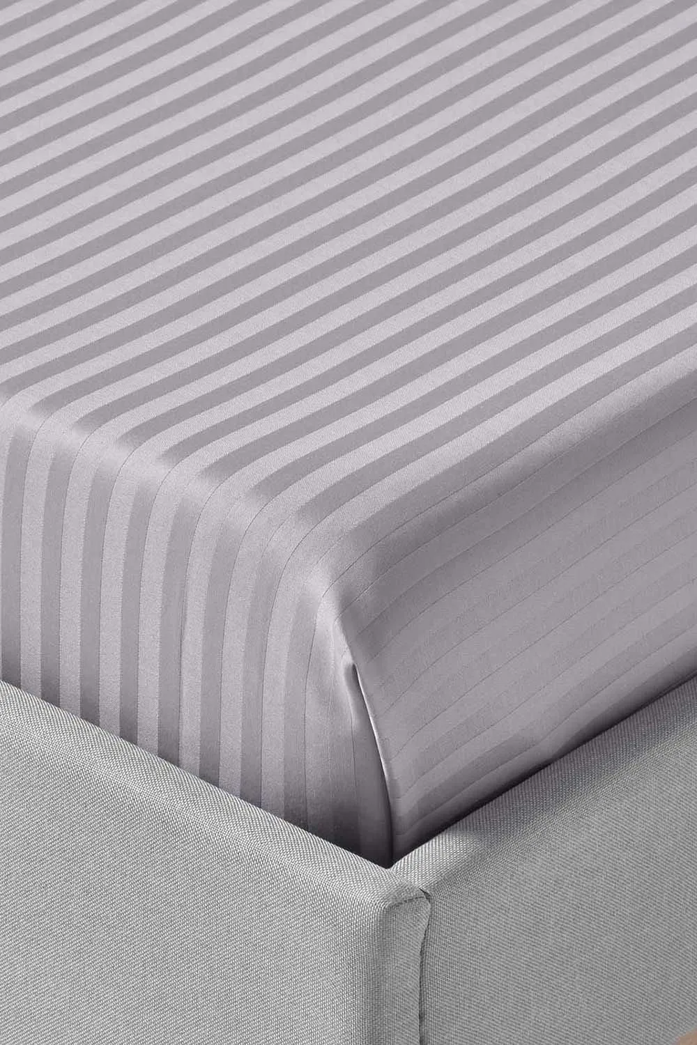 Homescapes Egyptian Cotton Satin Stripe Flat Sheet 330 Thread Count in Grey 2