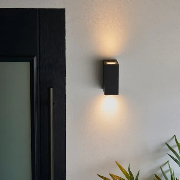 Lamont Outdoor Wall Light 3