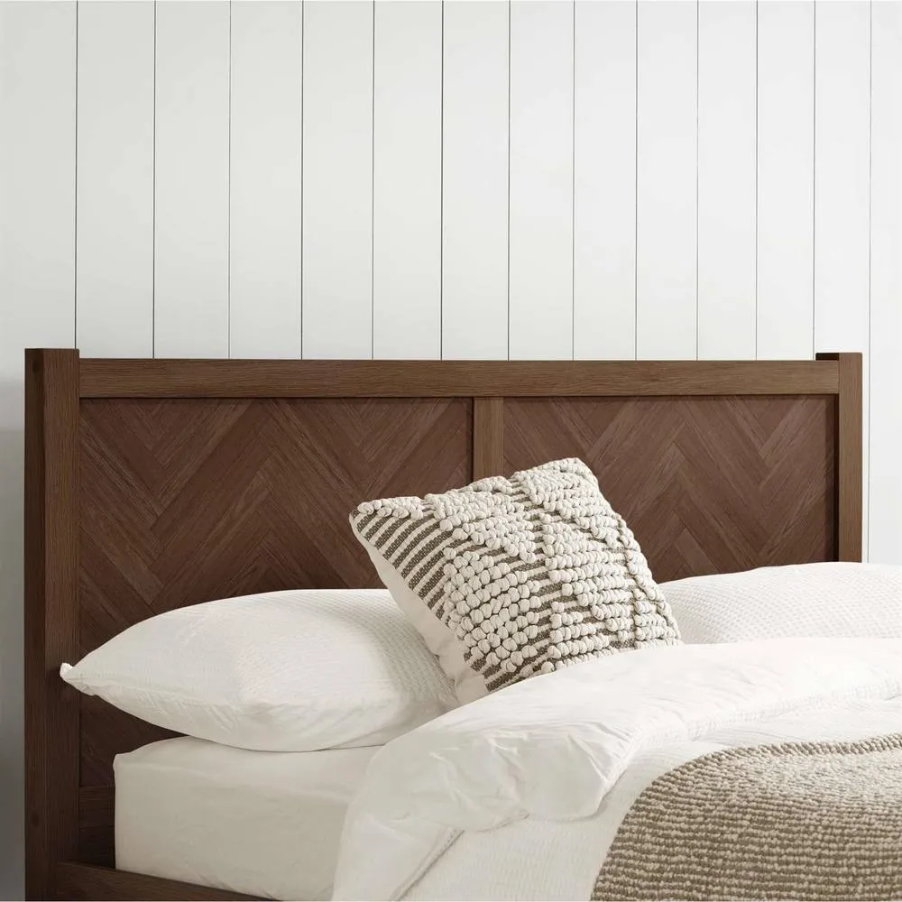 Birlea Double Bed Frame Walnut Herringford 4ft6 135cm Chevron Parquet in Brown 2