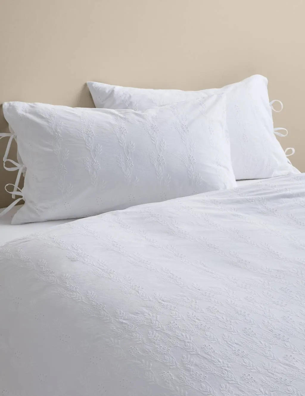 M&S Pure Cotton Embroidered Bedding Set White