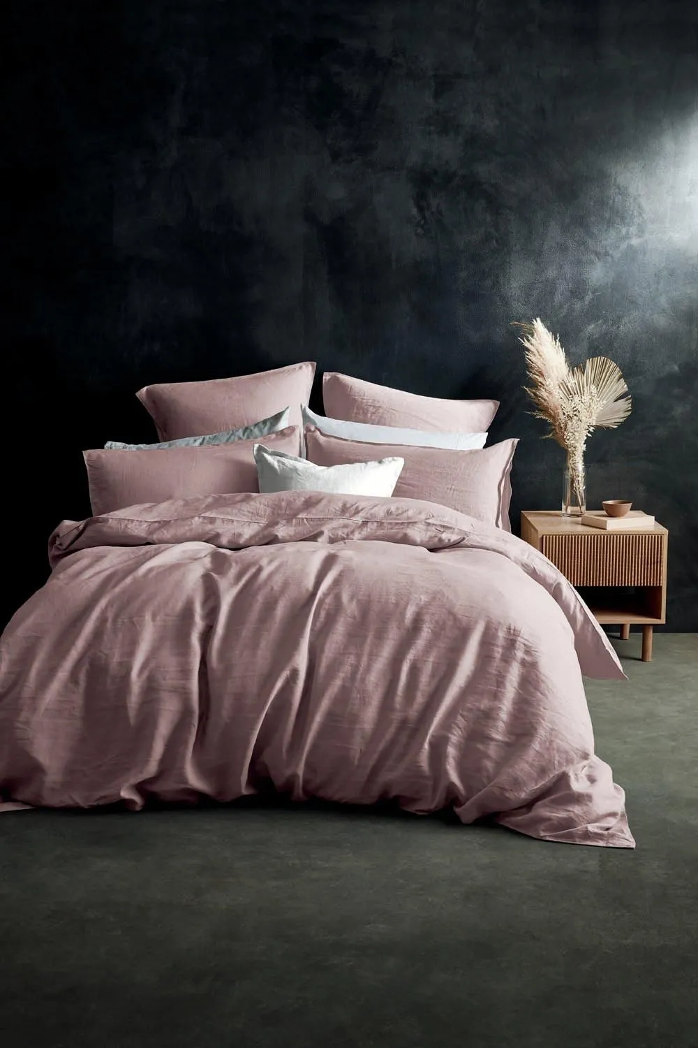 Lazy Linen 'Pure Washed Linen' Duvet Cover in Pink