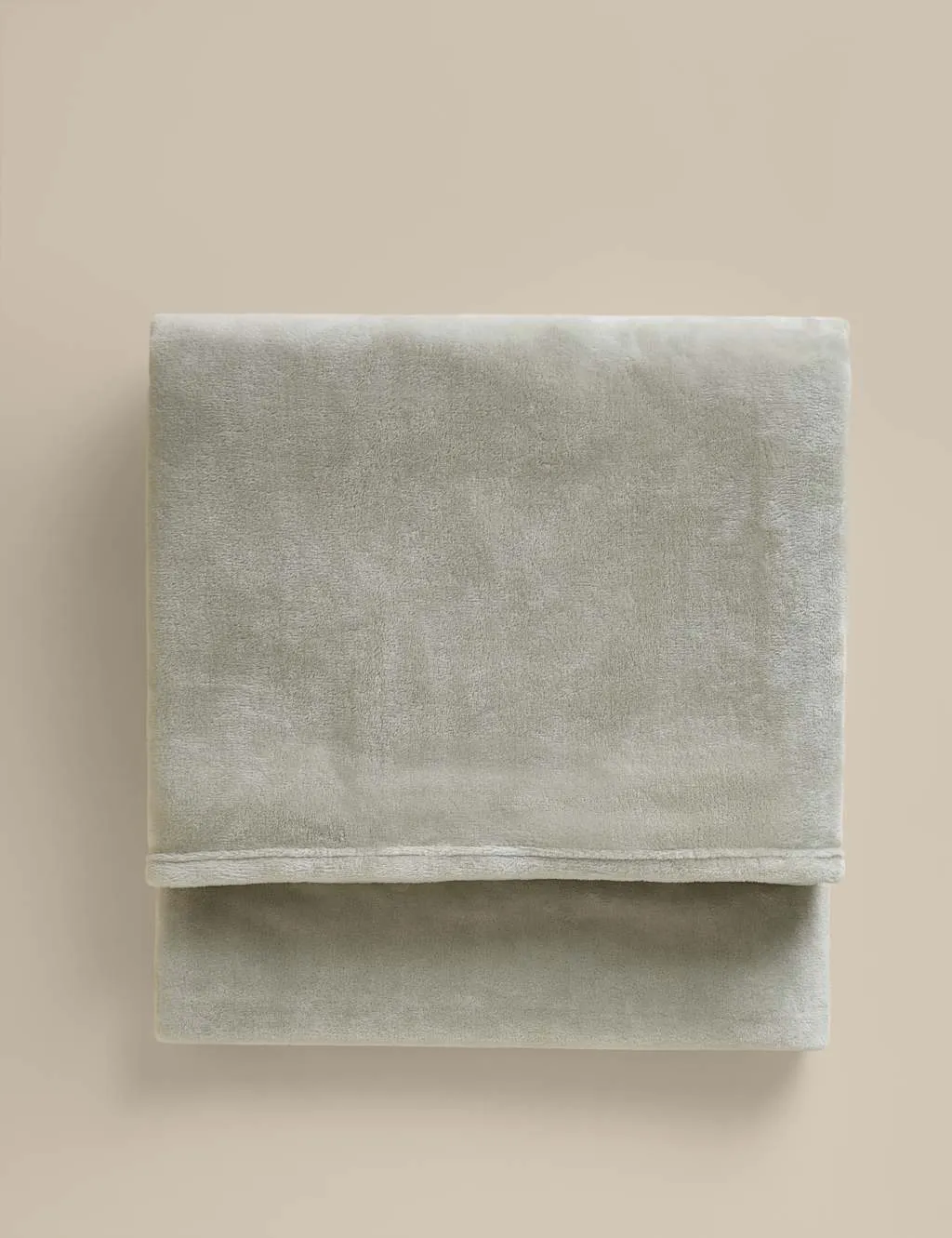 M&S Soft Fleece Throw Green