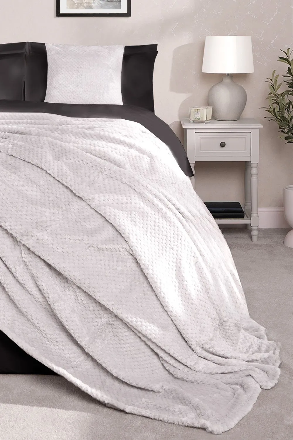 OHS Luxury Large Waffle Honeycomb Mink Warm Throw in Grey