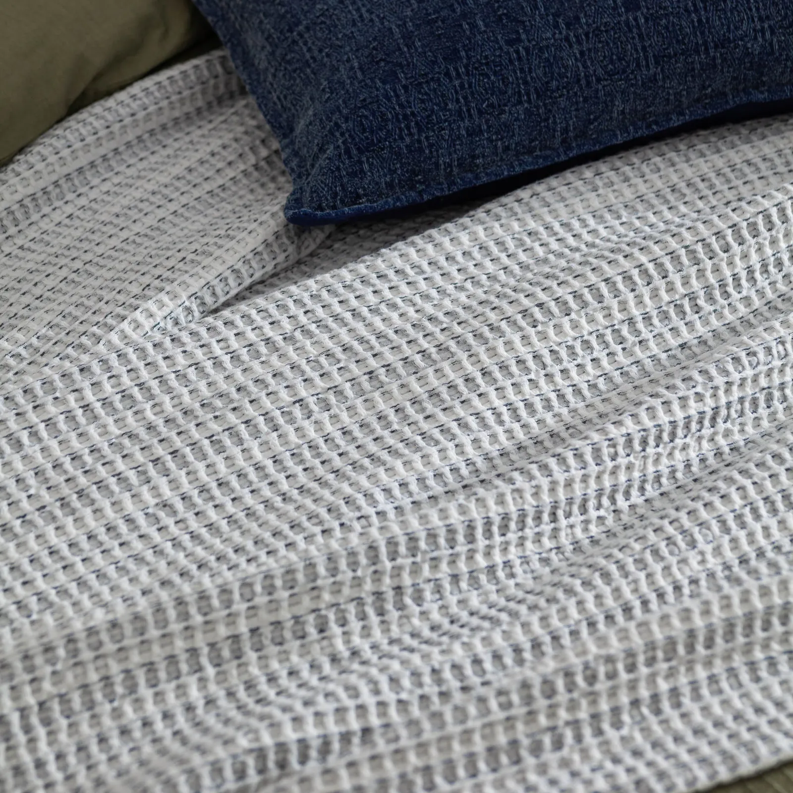Yard Waffle 100% Cotton Textured Bedspread in Blue 4