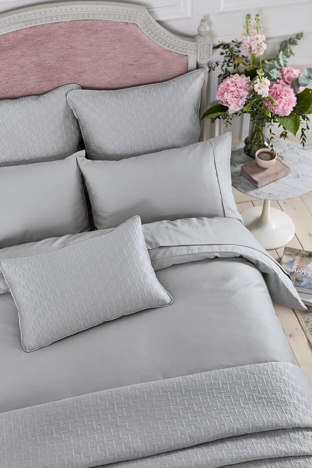 Ted Baker 'TB Plain Dye' Cotton Sateen Fitted Sheet in Silver 3