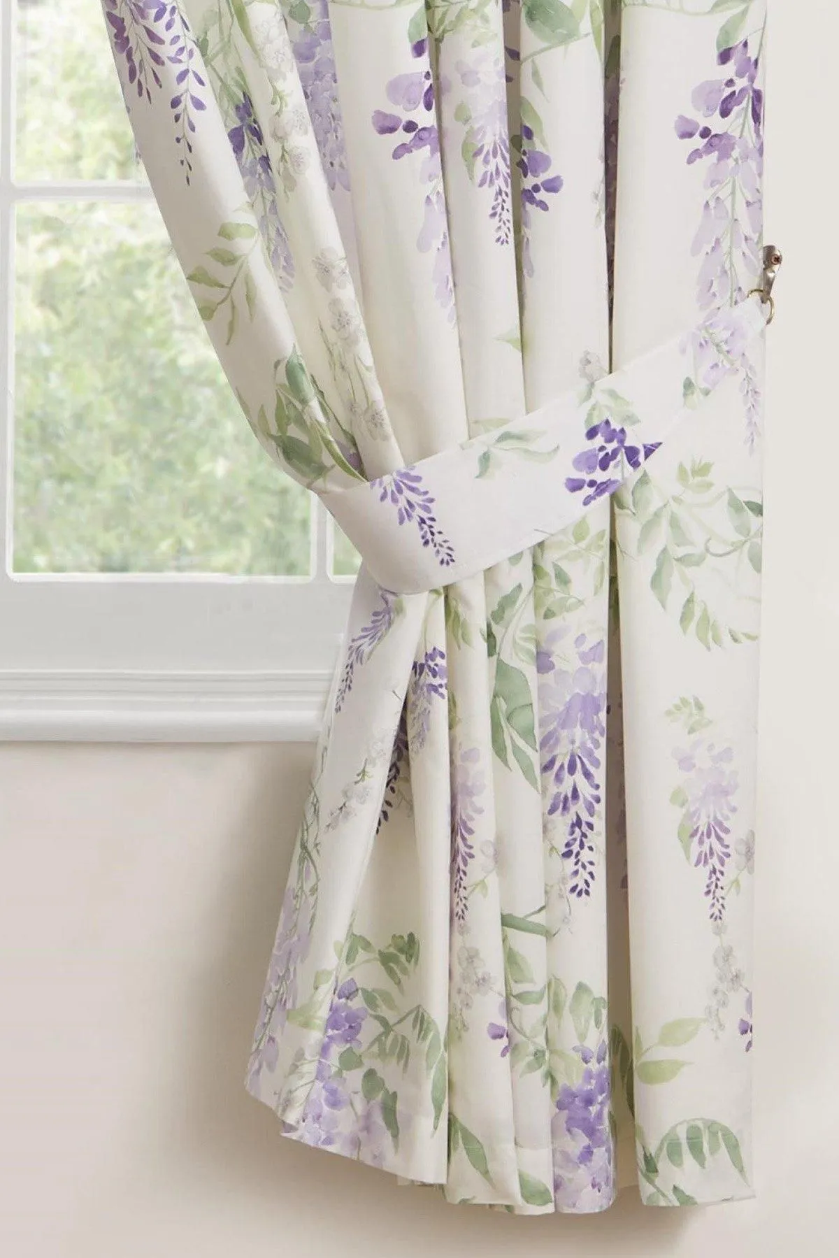 Dreams & Drapes 'Wisteria' Pair of Pencil Pleat Curtains With Tie-Backs in Lilac 3