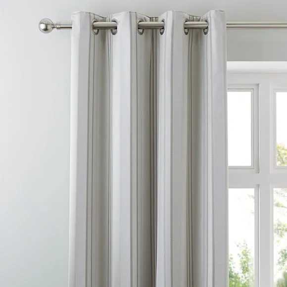 Manhattan Eyelet Curtains 1