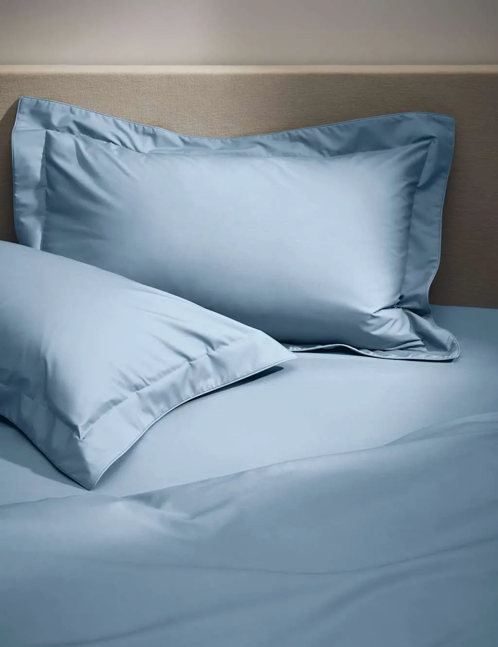 M&S 2 Pack Egyptian Cotton 230 Thread Count Crisp Oxford Pillowcases Light Wedgewood