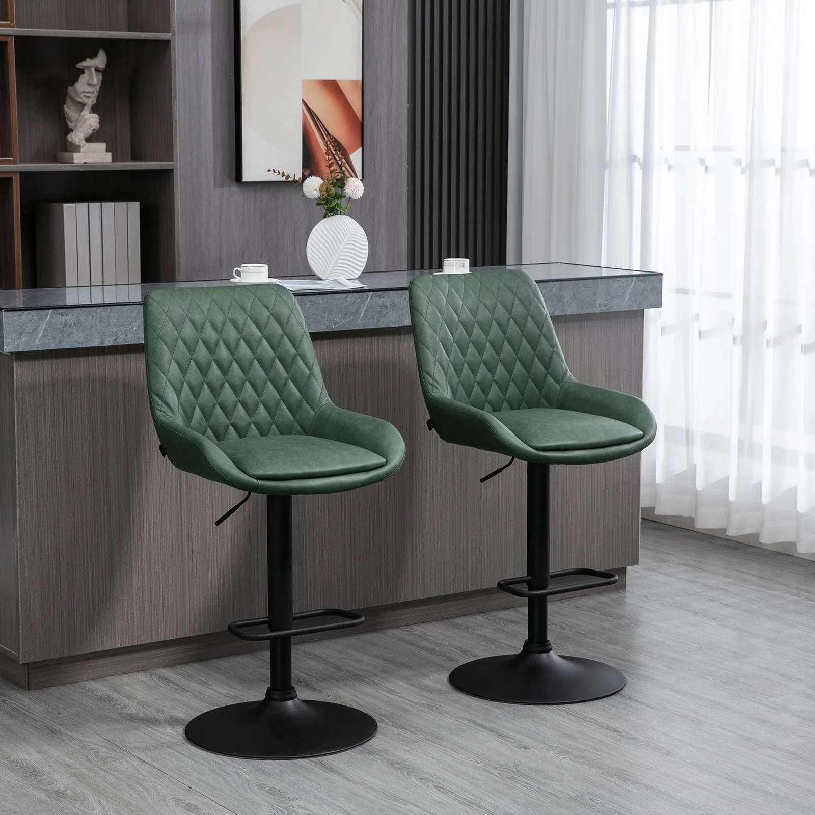 HOMCOM PU Leather Padded Bar Stools Set of 2 with Metal Base in Green 1