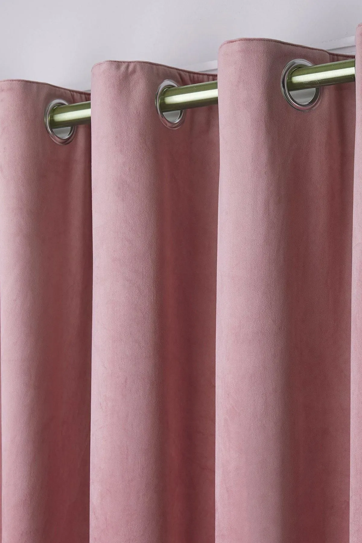 Laurence Llewelyn-Bowen Montrose' Velvet Blackout-Coated Pair of Eyelet Curtains in Rose 2