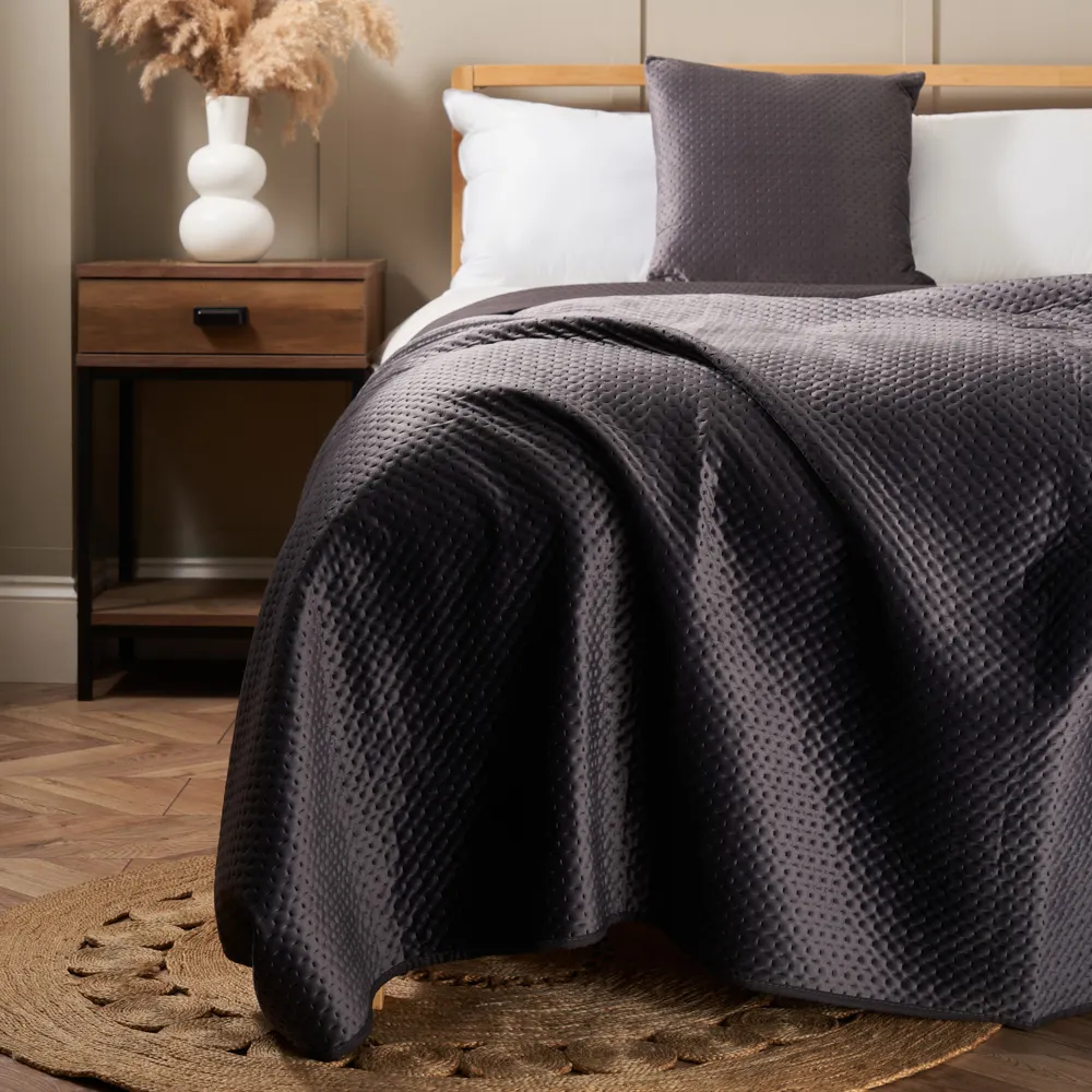 Liso Bedspread, Grey