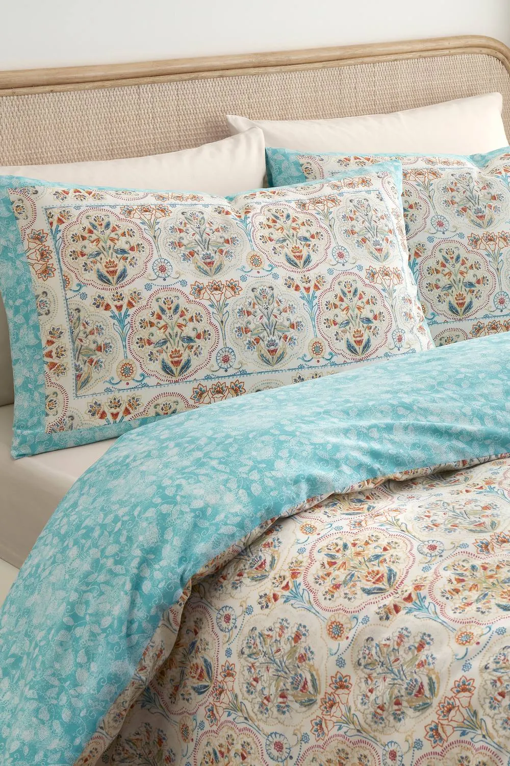 Dreams & Drapes 'Edena Decorative Floral' Easy Care Duvet Cover Set in Natural 2