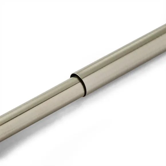 Stud Extendable Metal Curtain Pole 3