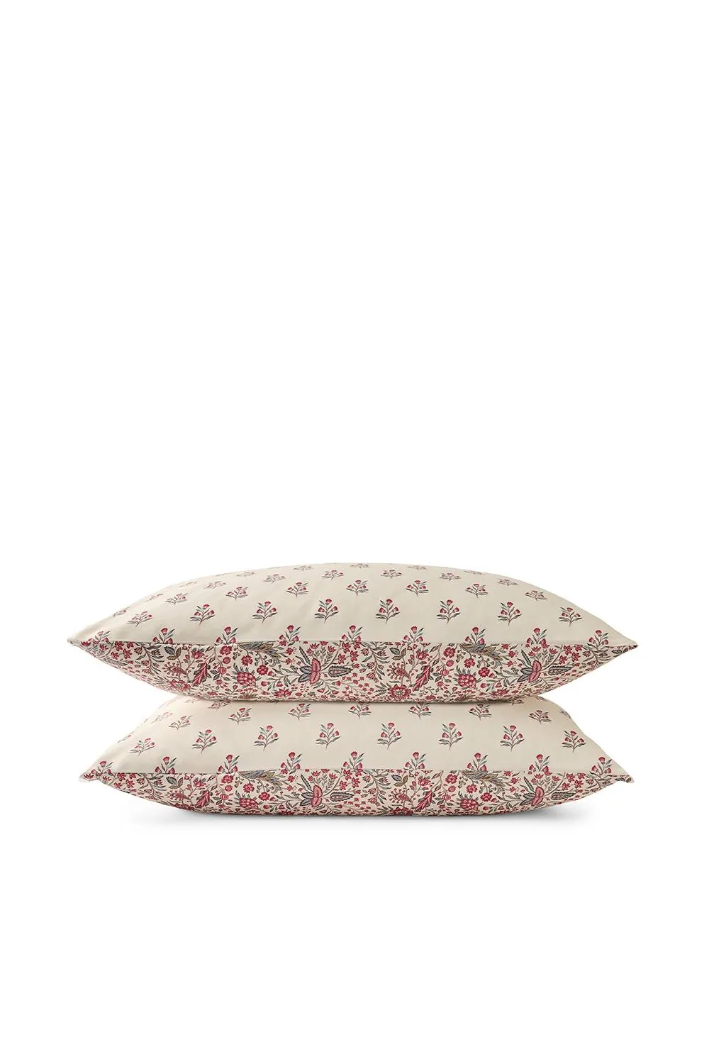 CHRISTY 'Newstead' Mulberry Reversible Cotton Sateen Standard Pillowcase Pair in Red 3