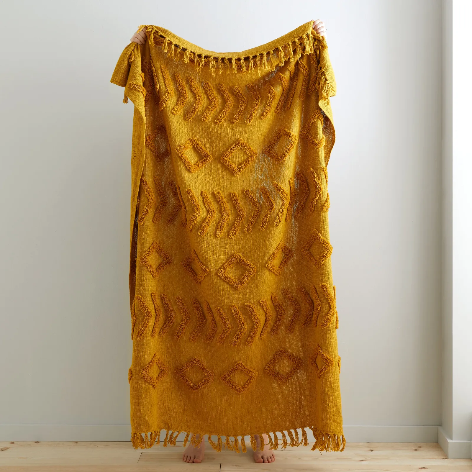 Pineapple Elephant Kabeli Tufted Cotton Throw Yellow