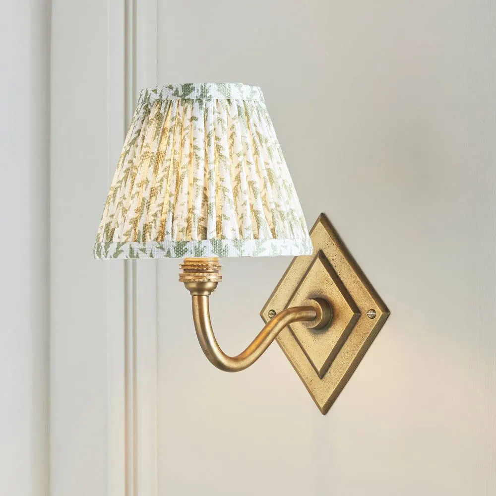 Netlighting Diamond Curve & Leaf 16cm Wall Lamp Antique Brass Herb Garden Green in Gold 2