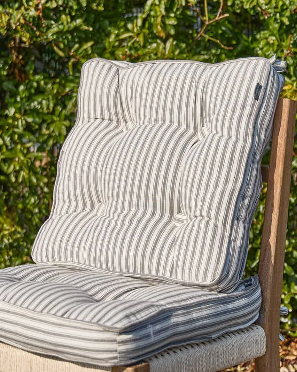 Dibor Set of 2 Grey Striped Square Summer Outdoor Garden Chair Seat Pad Cushions W45 x L45cm