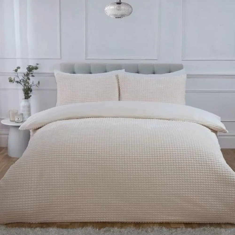 Rapport Home Luxury Waffle Teddy Polyester Fleece Duvet Cover Set with Pillowcase in Natural