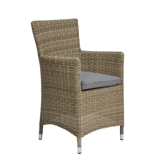 Wentworth 6 Seater Round Carver Dining Set 3