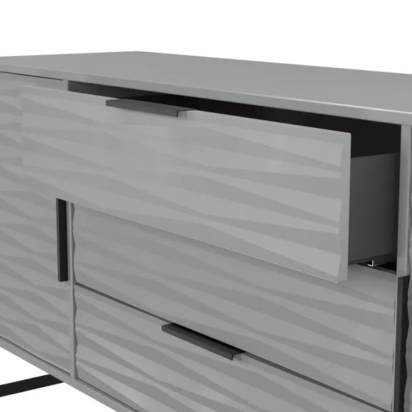 Tuxford Large Sideboard 6