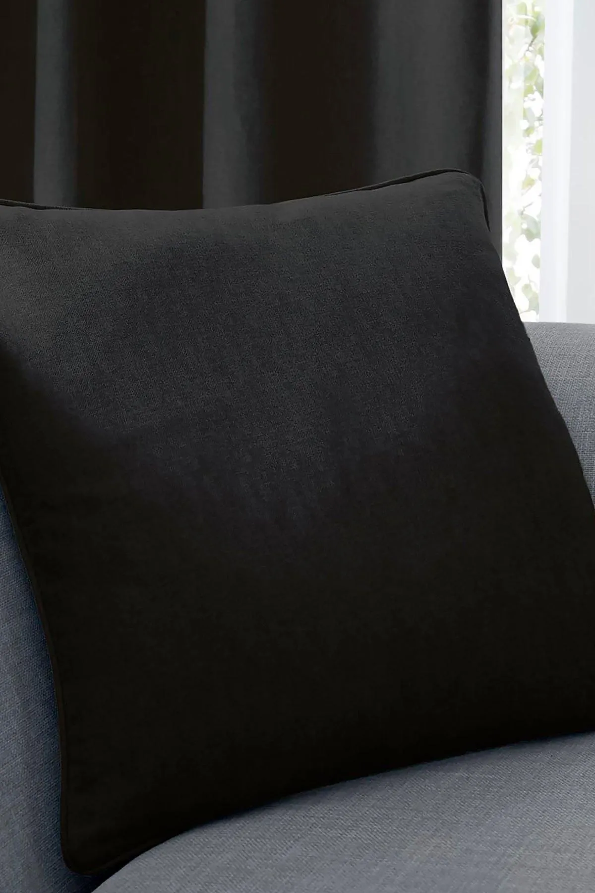 Fusion 'Sorbonne' Luxury Plain Dyed Filled Cushion 100% Cotton in Black 1