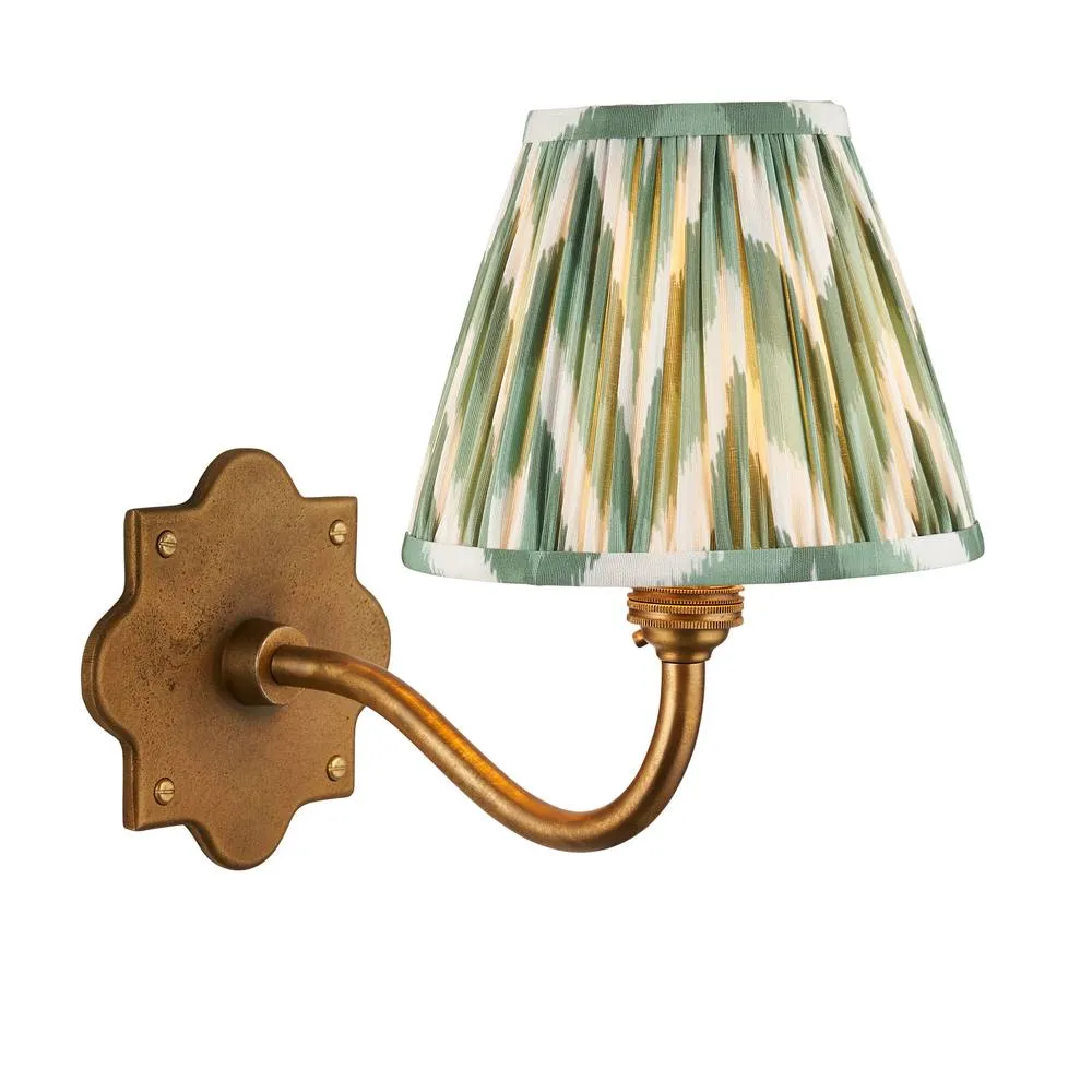 Netlighting Anvil Curve & Zigzag 16cm Wall Lamp Antique Brass Cotswold Green in Gold