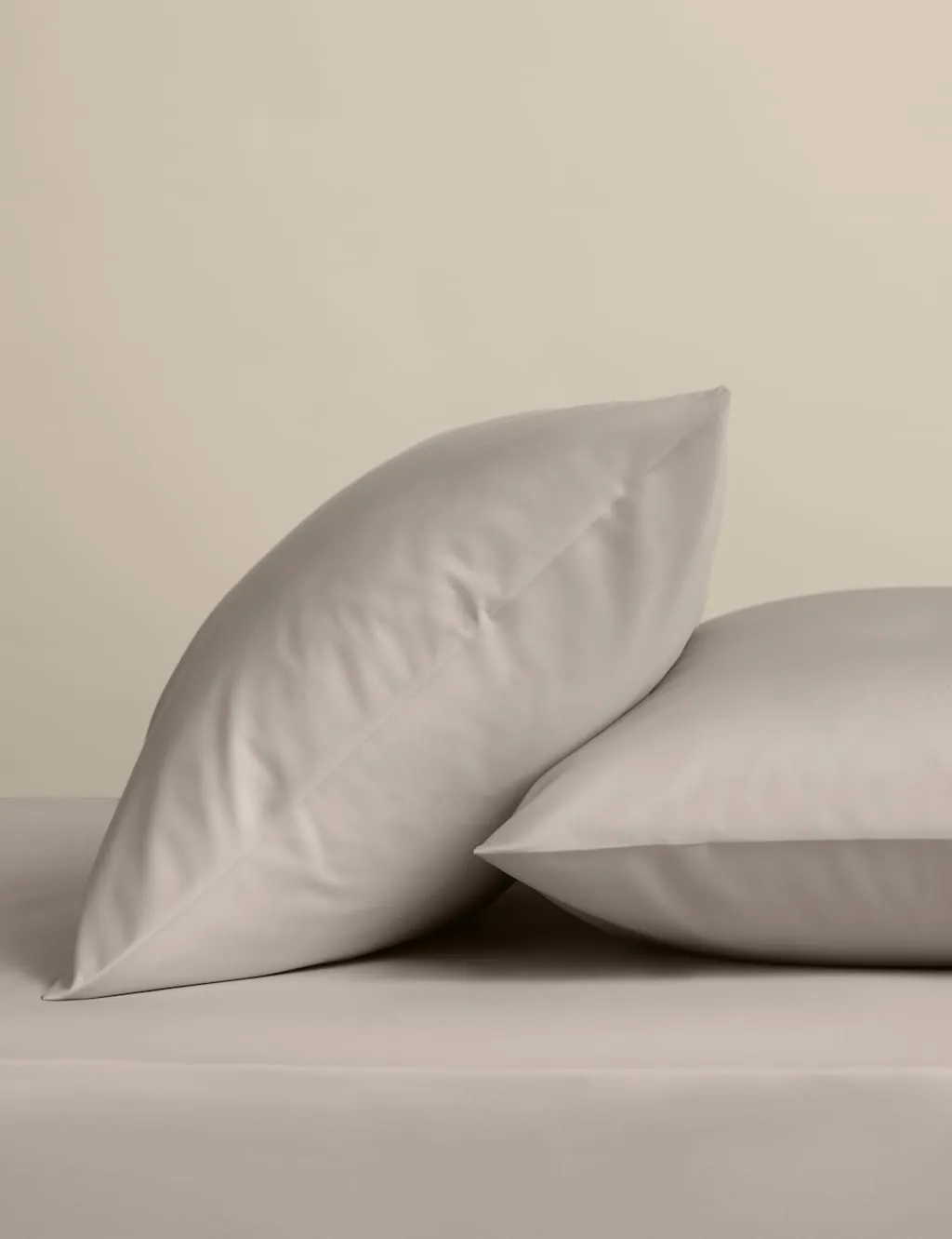M&S Egyptian Cotton 400 Thread Count Crisp Pillowcases Putty