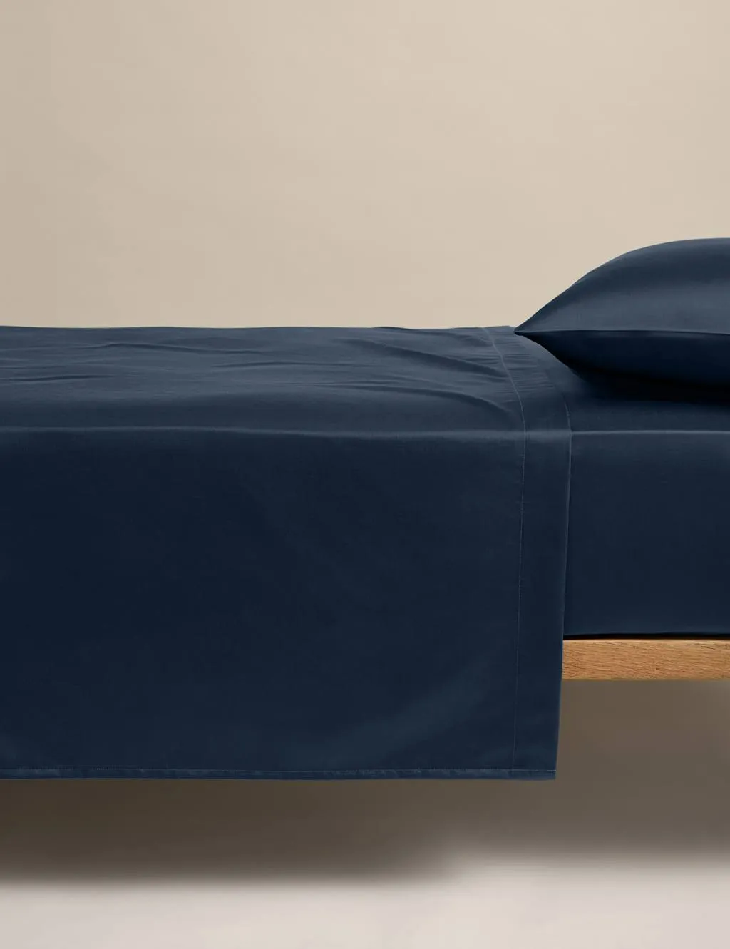 M&S Egyptian Cotton 400 Thread Count Silky Flat Sheet Navy