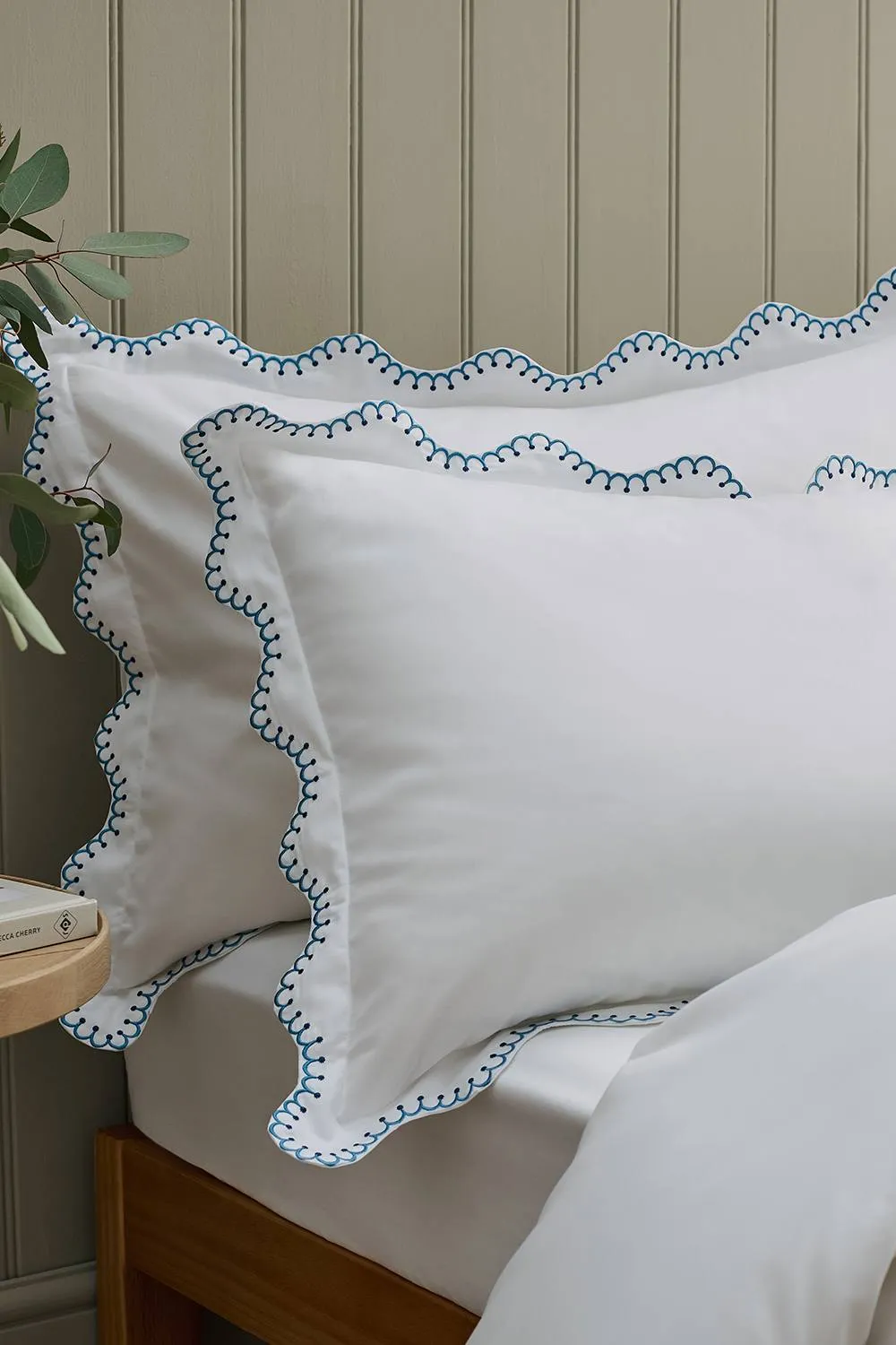 CHRISTY 'Lucerne Scallop' Luxury Cotton Sateen Duvet Cover Set in Blue 4